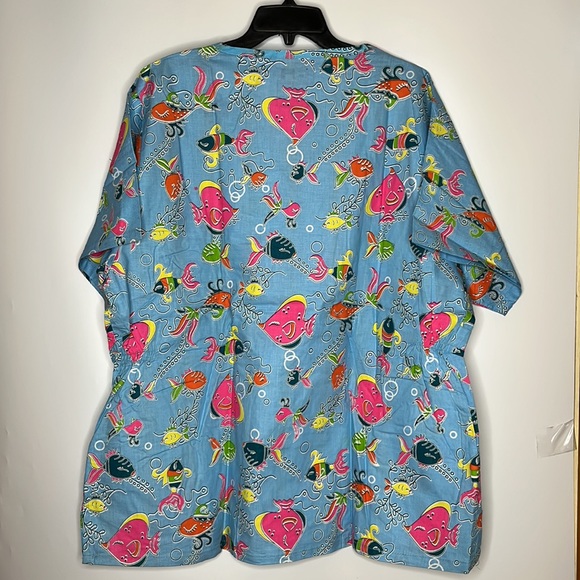 NWT Beverly Hills Uniforms Scrubs 3X PLUS SIZE - Colorful Fish - Picture 8 of 8